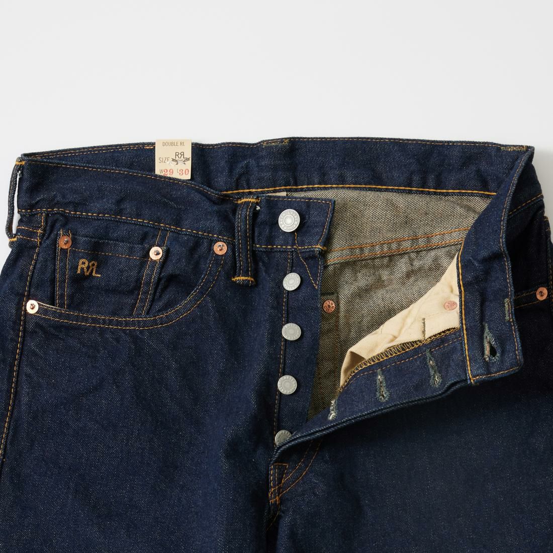 RRL(ﾀﾞﾌﾞﾙｱｰﾙｴﾙ)で定番モデルとなっているデニムパンツのボタンフライ