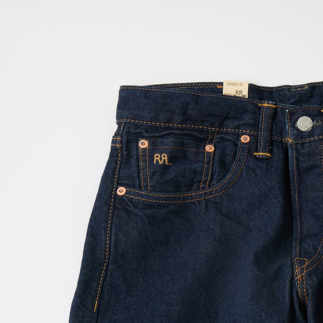 RRL(ﾀﾞﾌﾞﾙｱｰﾙｴﾙ)で定番モデルとなっているスリムフィットデニムパンツ