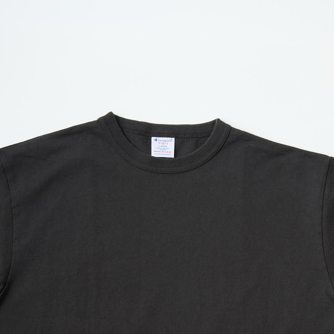 チャンピオンの定番モデルのアメリカ製T-1011、無地のブラックが入荷