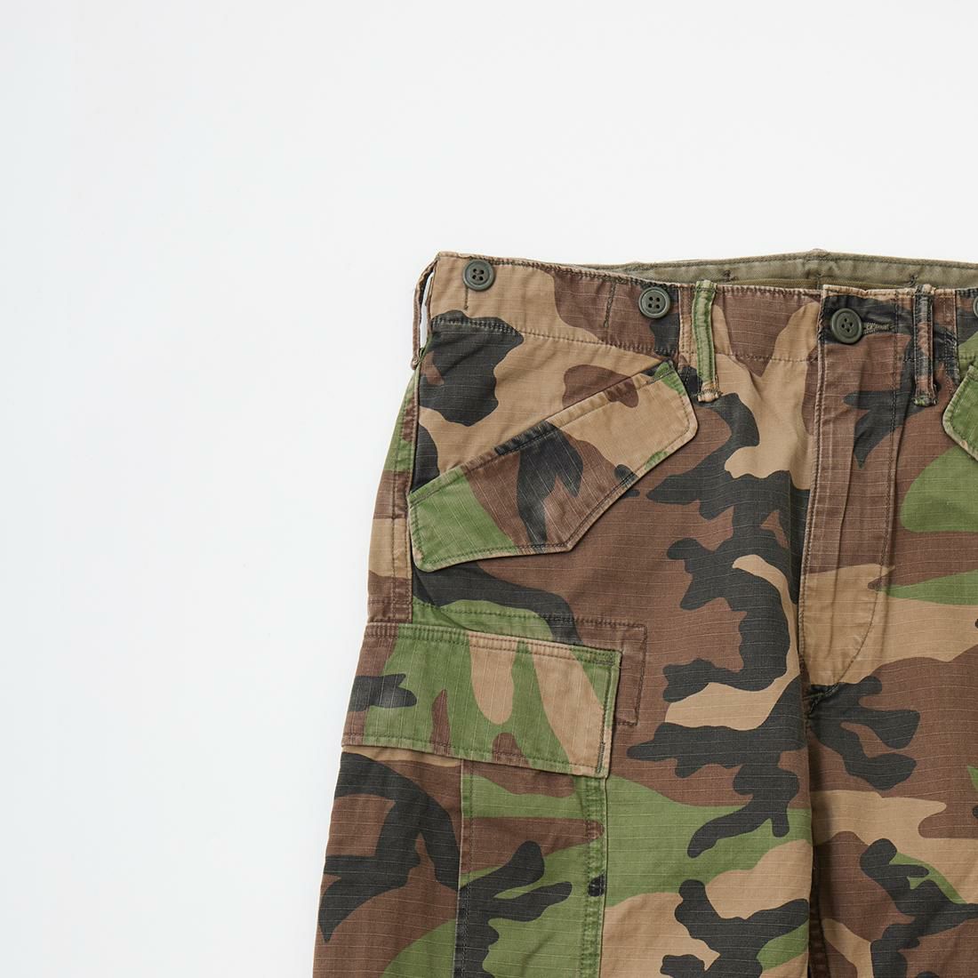 RRL(ﾀﾞﾌﾞﾙｱｰﾙｴﾙ)で定番モデルとなっている迷彩柄カーゴパンツ