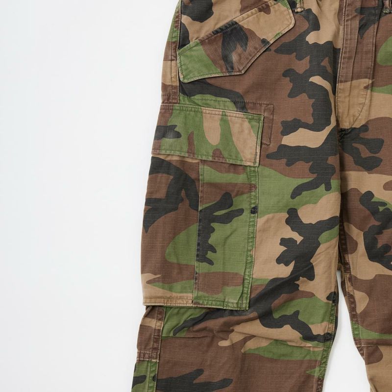 RRL(ﾀﾞﾌﾞﾙｱｰﾙｴﾙ)で定番モデルとなっている迷彩柄カーゴパンツ