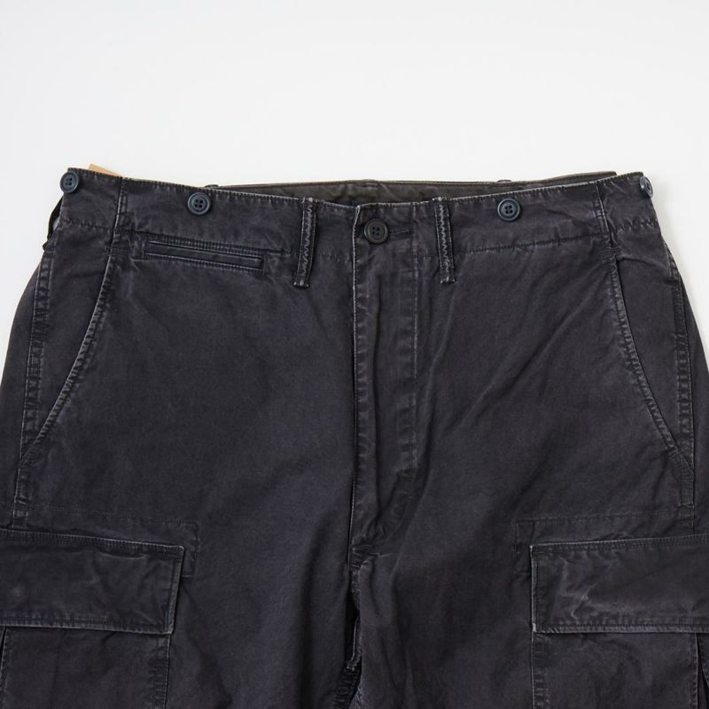 RRL(ﾀﾞﾌﾞﾙｱｰﾙｴﾙ)で定番モデルとなっているカーゴパンツの裾