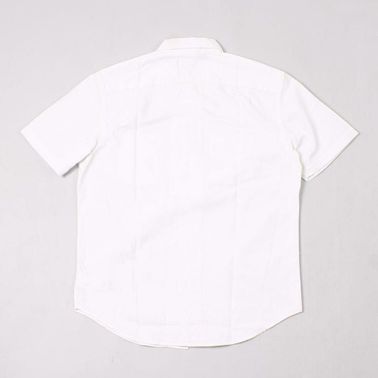 RRL(ﾀﾞﾌﾞﾙｱｰﾙｴﾙ)で定番モデルとなっている白の半袖シャツ