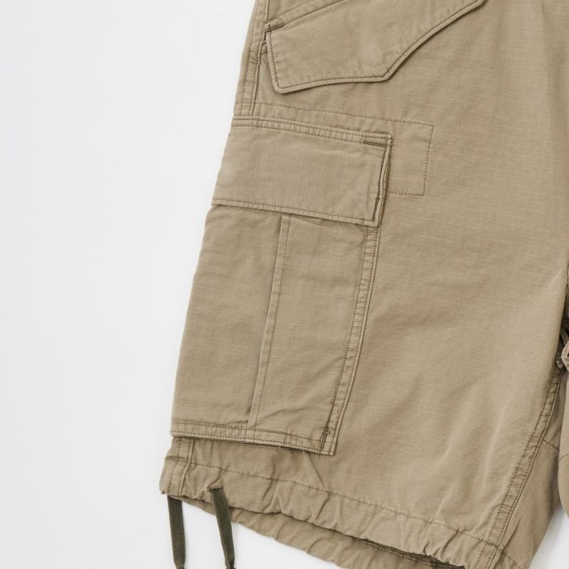 ストーンウォッシュ加工が施されているRRL(ﾀﾞﾌﾞﾙｱｰﾙｴﾙ)らしいカーゴショーツ