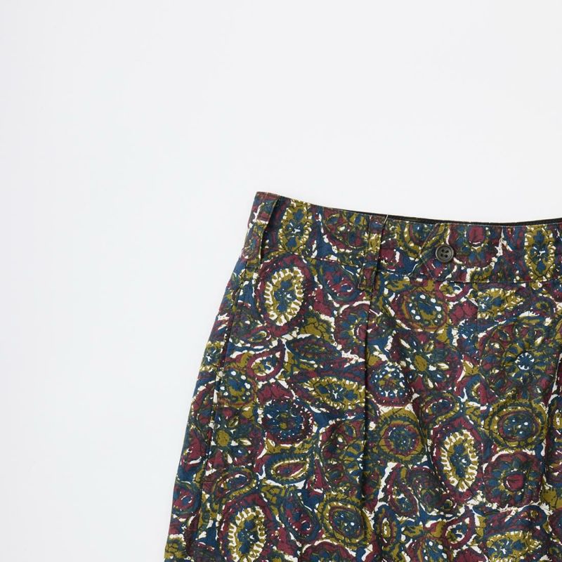 ENGINEERED GARMENTS 2023年春夏モデルのバティックプリント素材を使用したサンセットショーツ(MP285)