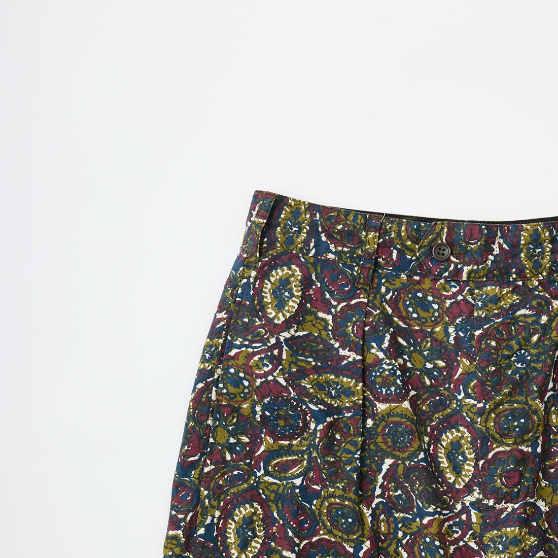 ENGINEERED GARMENTS 2023年春夏モデルのバティックプリント素材を使用したサンセットショーツ(MP285)