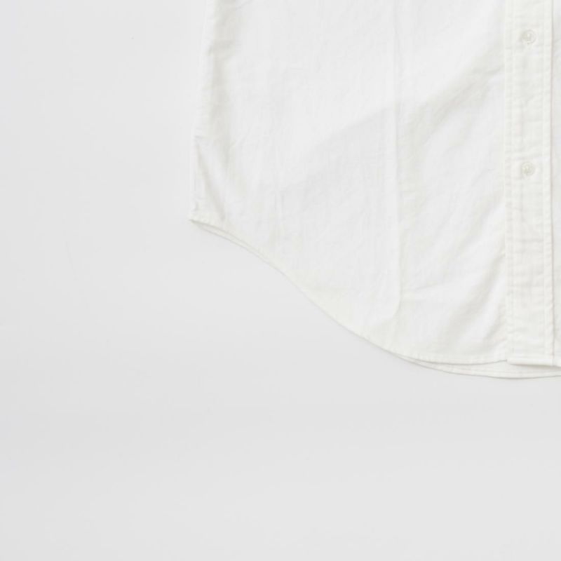 ﾘｿﾞﾙﾄﾃﾞｻﾞｲﾅｰ林さん監修、ﾌｧｰｲｰｽﾄﾏﾆｭﾌｧｸﾁｬﾘﾝｸﾞのﾎﾞﾀﾝﾀﾞｳﾝ襟 ﾎﾜｲﾄｶﾗｰ