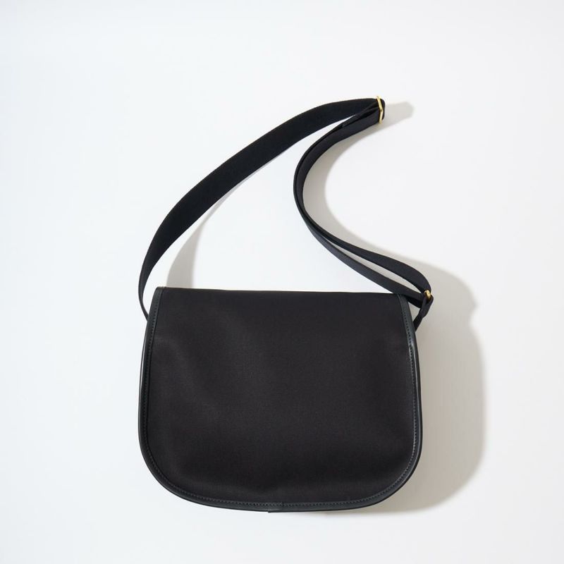 croots クルーツ　フルレザーショルダーバッグ　緑　ショルダーバッグ レザー CROOTS (クルーツ) イギリス製 キャンバス レザー ショルダーバッグ